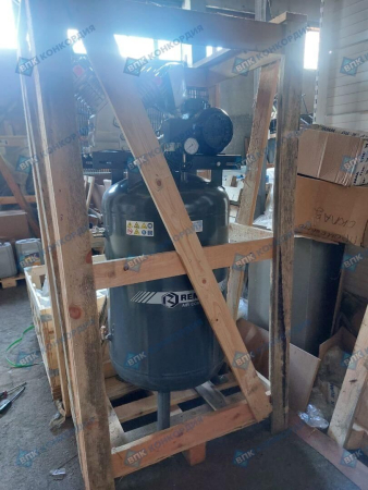 Поршневой компрессор Remeza СБ4/Ф-270.LB50B фото