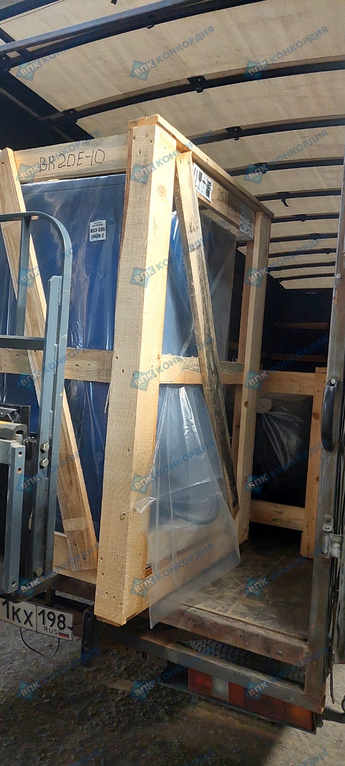 Отгрузка винтового компрессора Remeza ВК20Е-10 в г. Санкт-Петербург