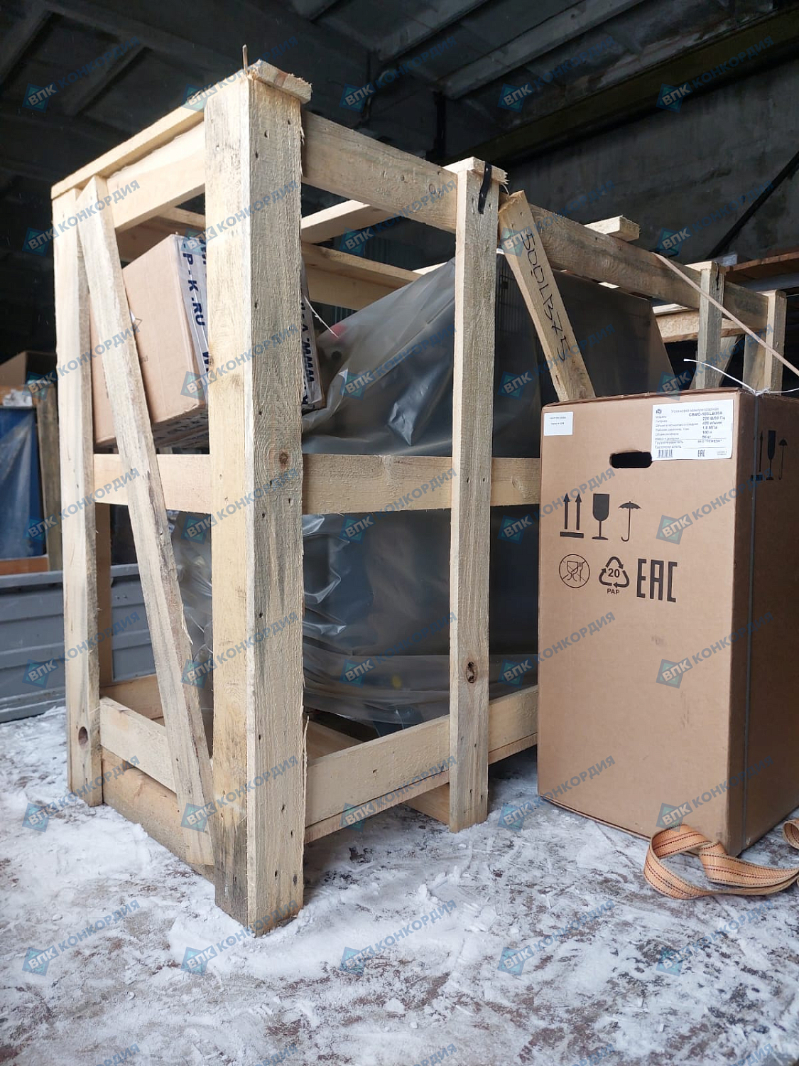 Отгрузка компрессора Remeza СБ4/С-100.LB30A и компрессора Remeza СБ4/Ф-500.LB75 в г. Новосибирск от 18.04.2024